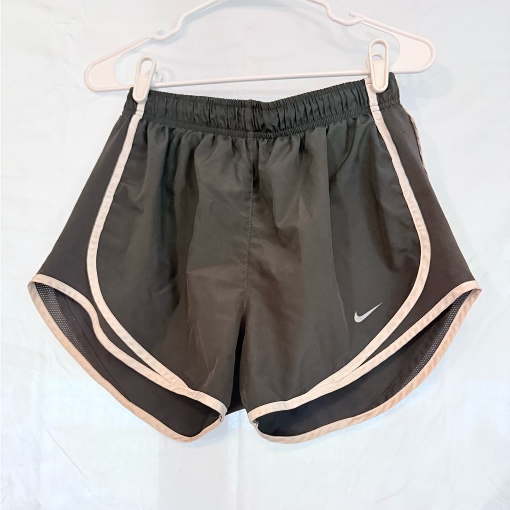 Nike Dri-FIT Light Gray Apparel